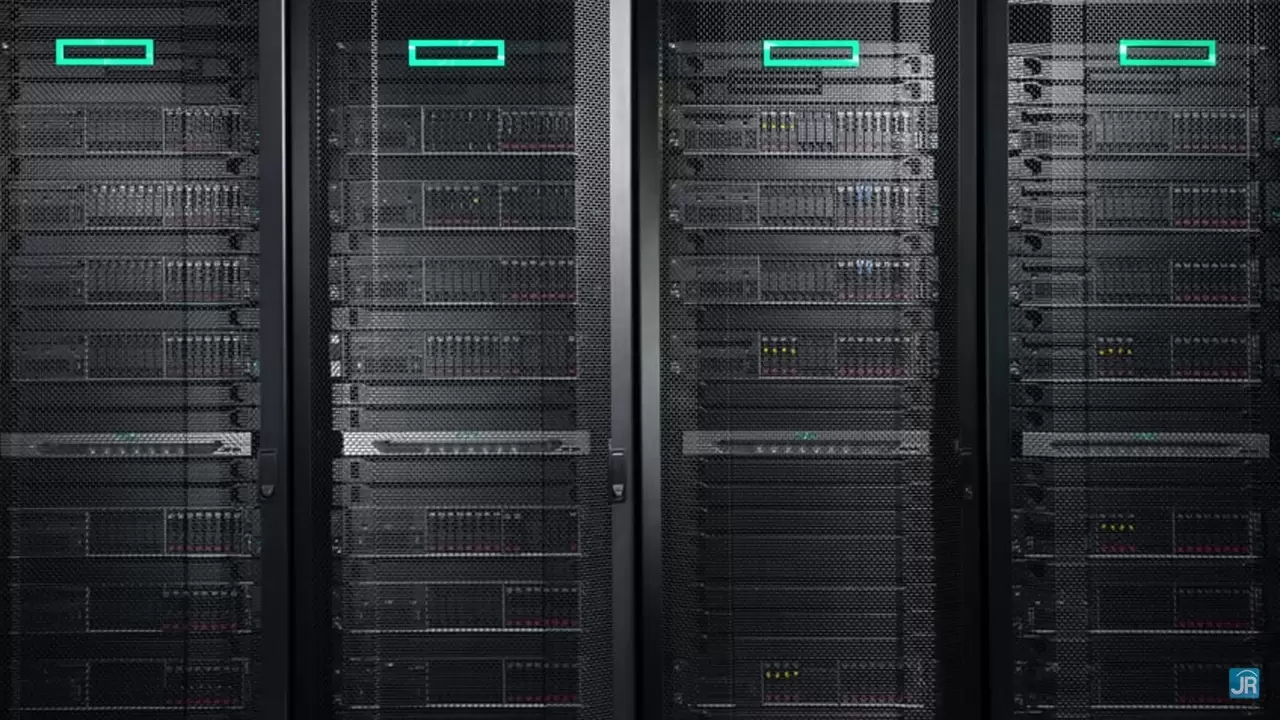 HPE-Proliant-DL385-Gen-10-Plus-1.jpg_爱奇艺.jpg